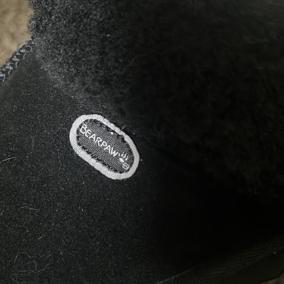 BearPaw Outdoor Slippers - Picture 2 of 4